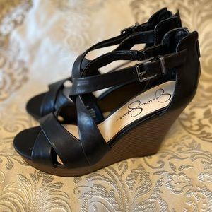 Jessica Simpson Jakayla Wedge